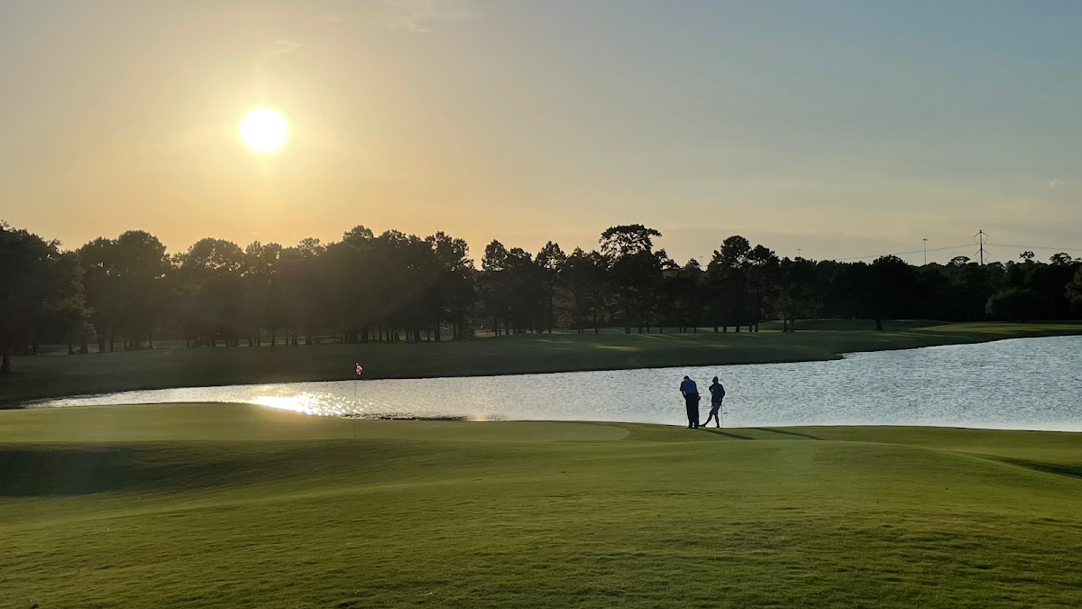 Memorial Park Golf Course and Driving Range
