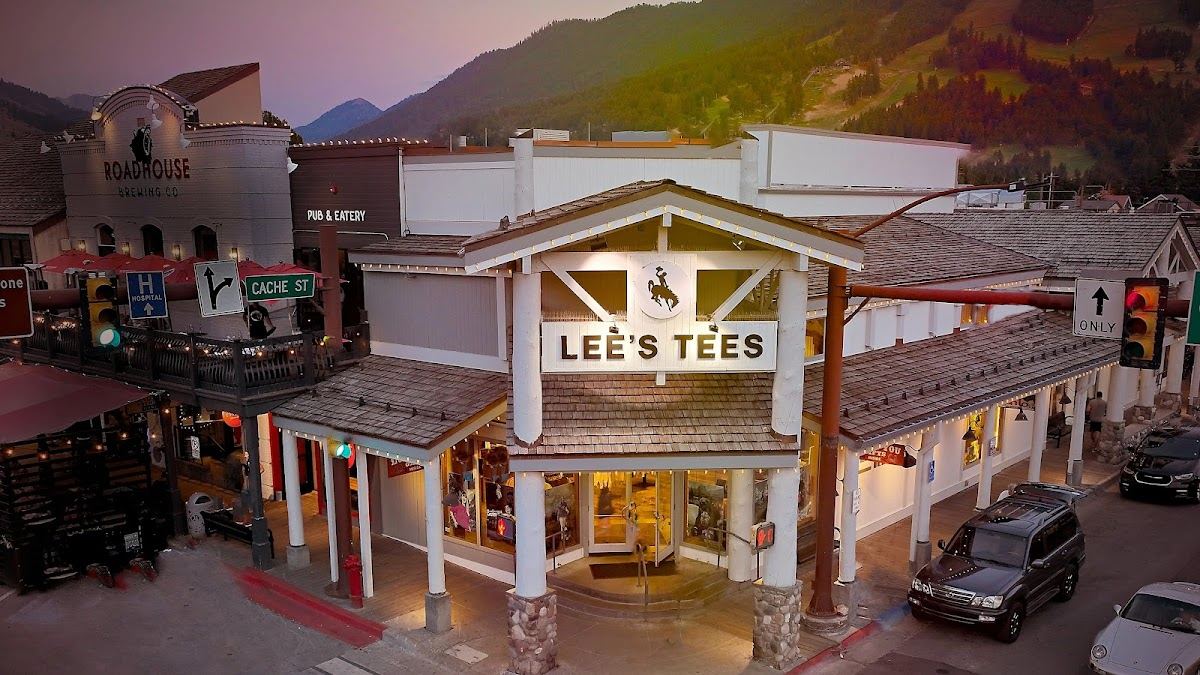 Lee's Tees