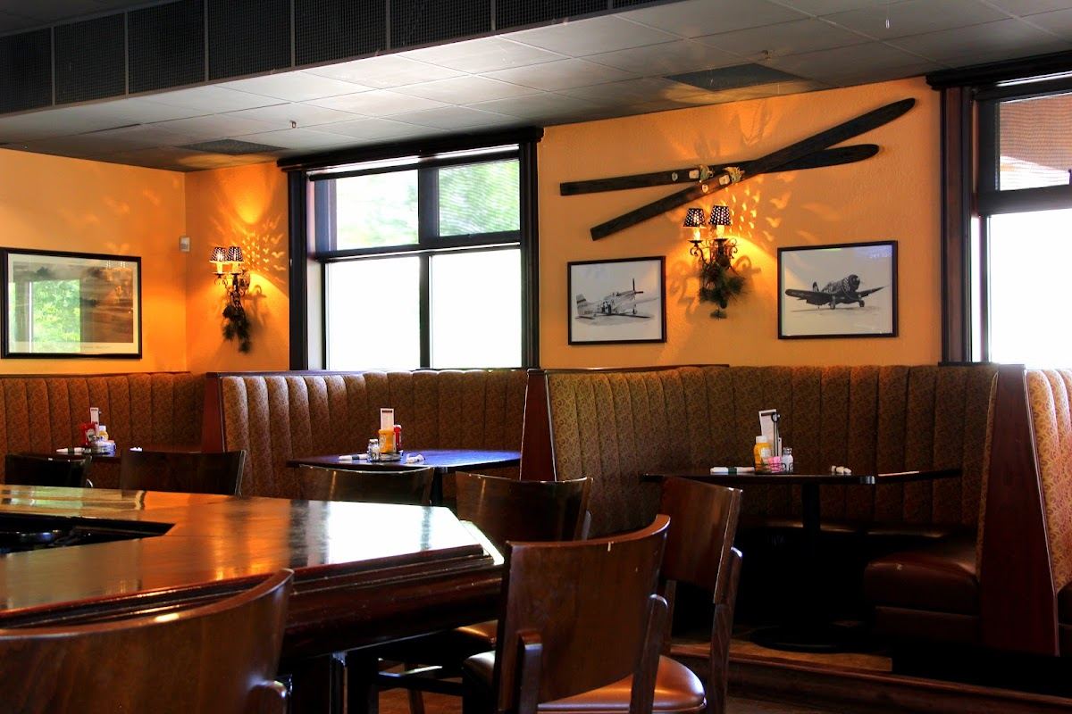 Sidewinders American Grill