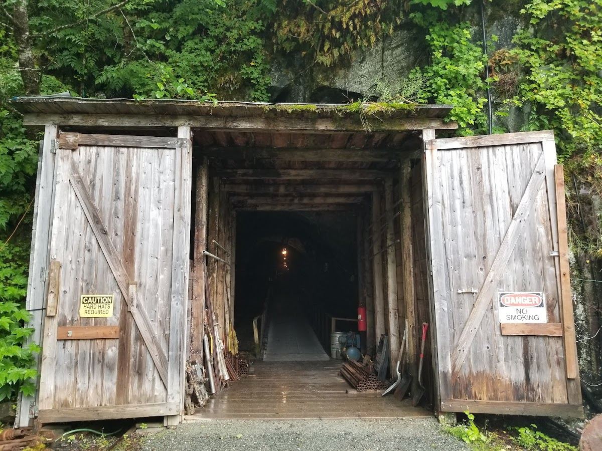 AJ Mine Gastineau Mill Tours