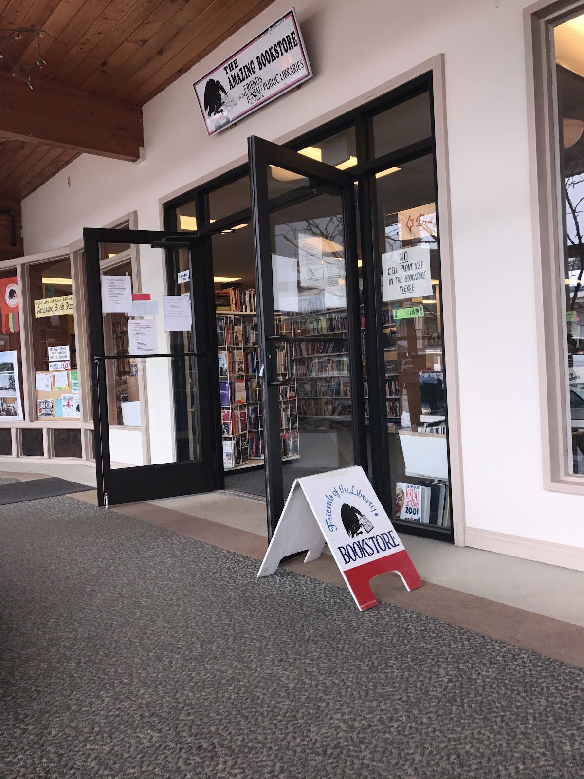 Friends of the Library Amazing Bookstore