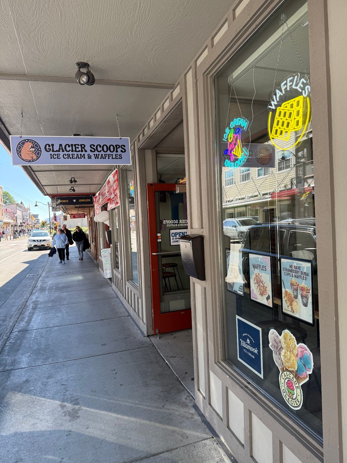 Glacier Scoops