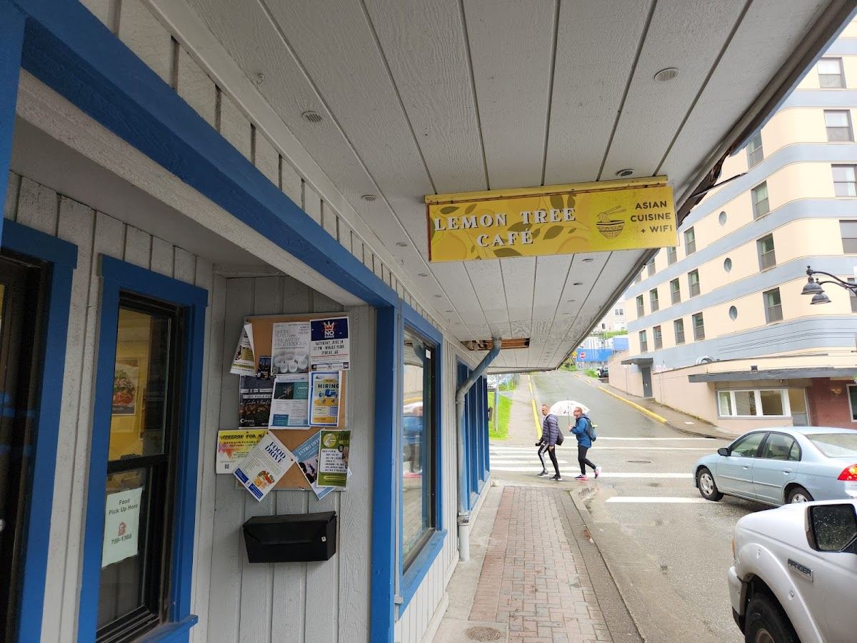 Lemon Tree Café