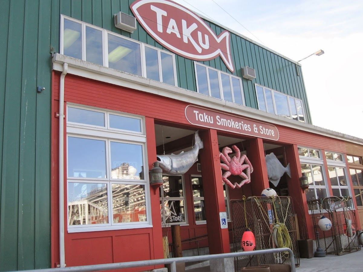 Taku Store