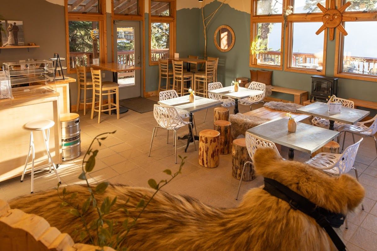The Tr'Ale House