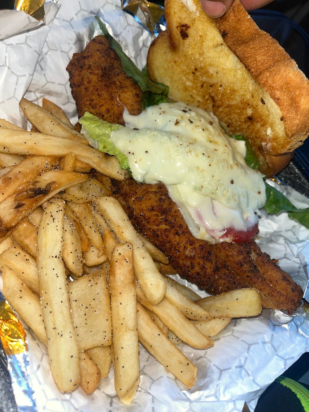 CALIFORNIA Charbroiled Burgers