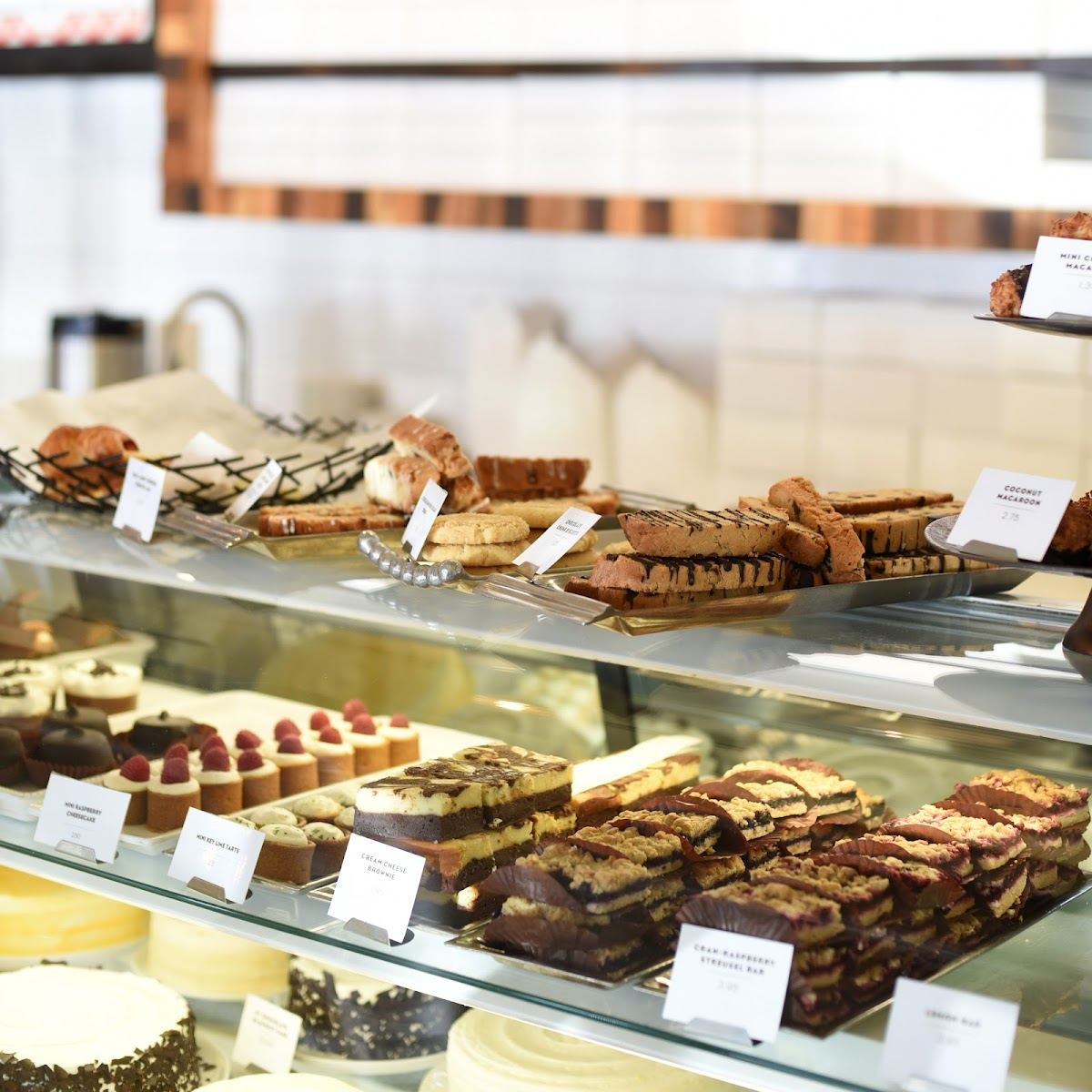 Dolce Bakery
