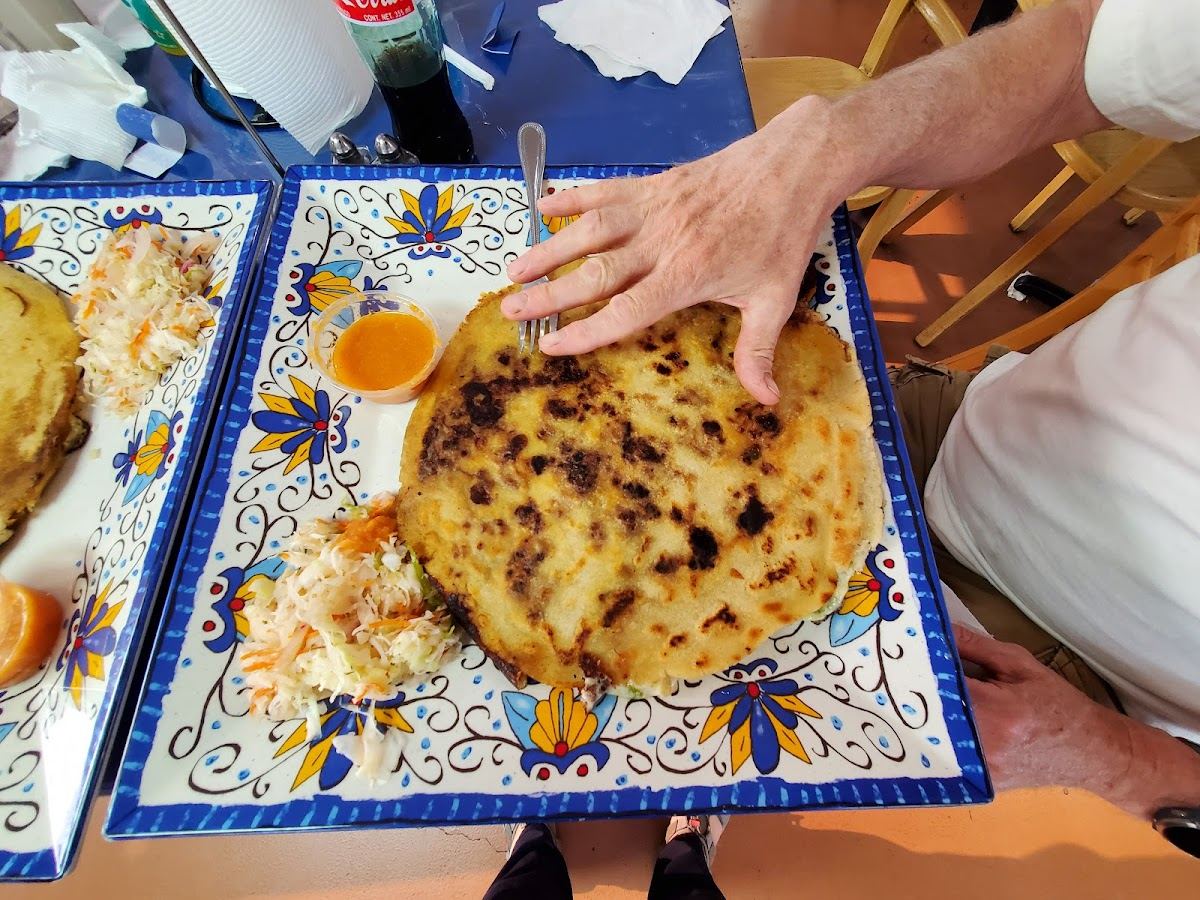 La Pupusa Loca