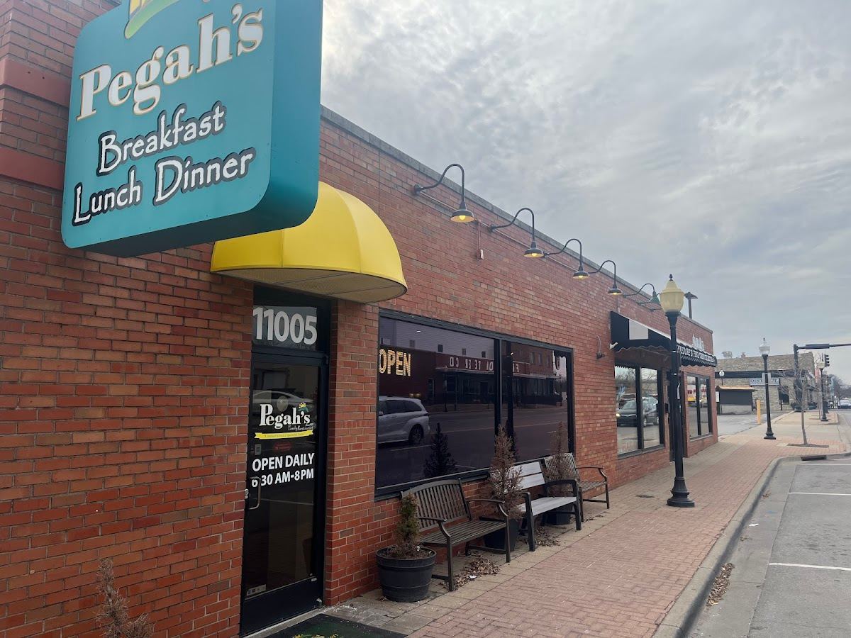 Pegah's Family Restaurant - Johnson Drive