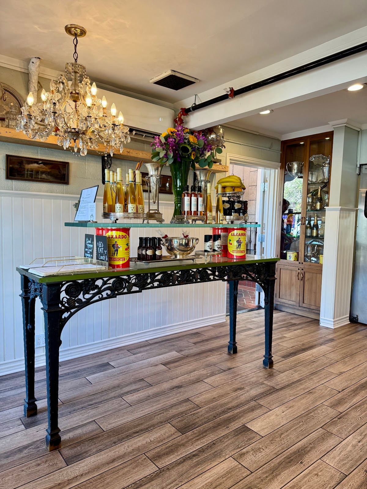 Aroma Coffee & Tea Co