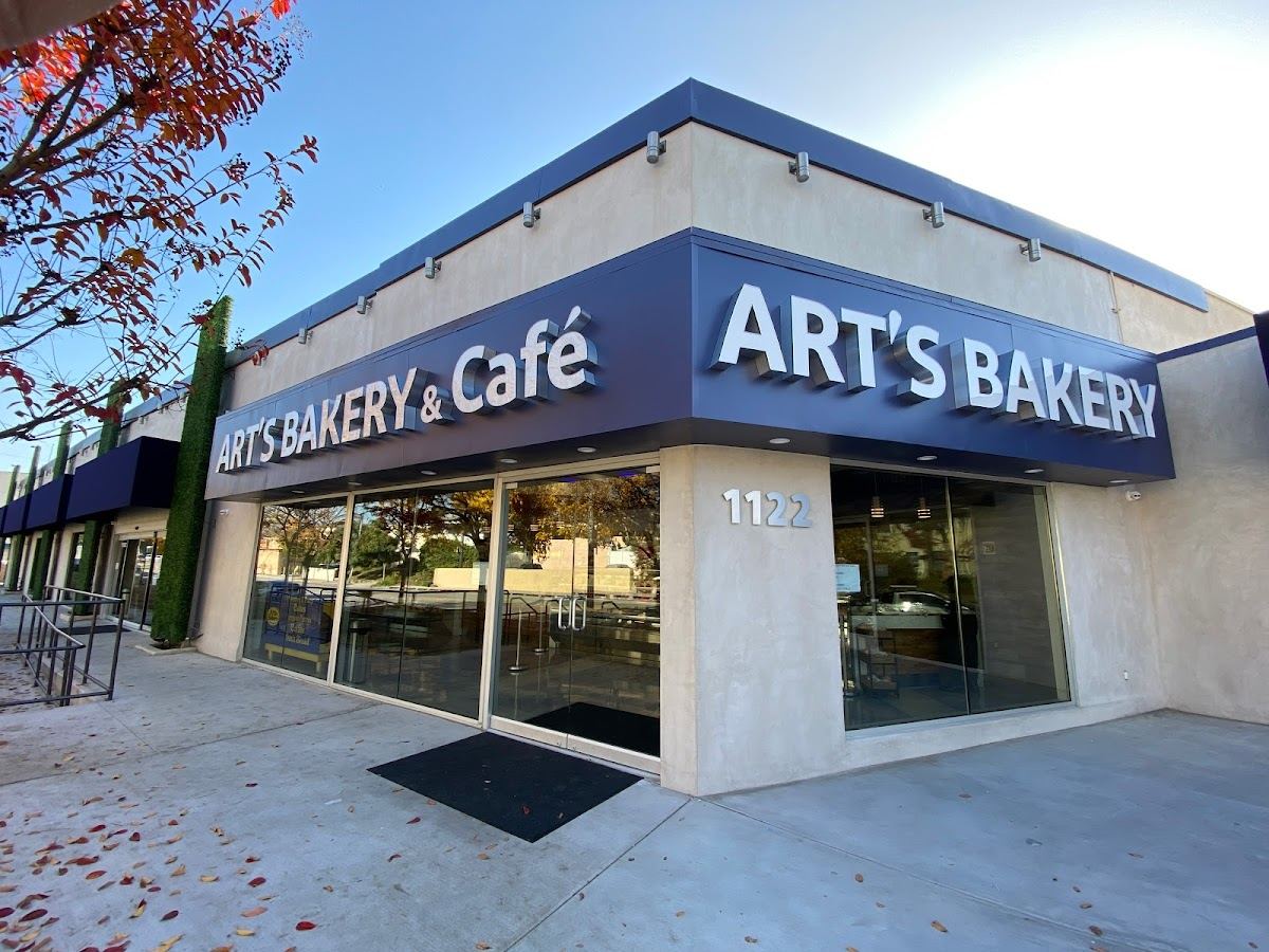 Art's Bakery & Cafe