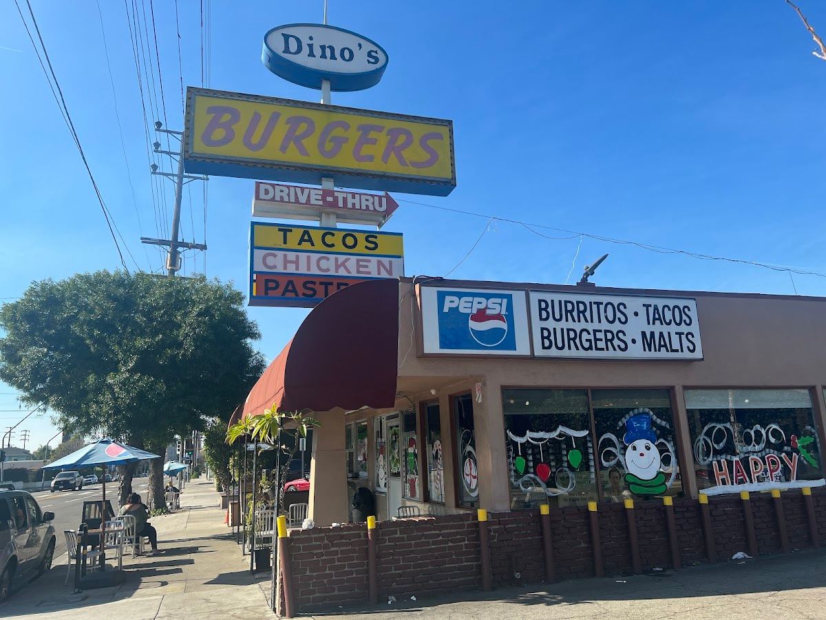 Dino's Main St.