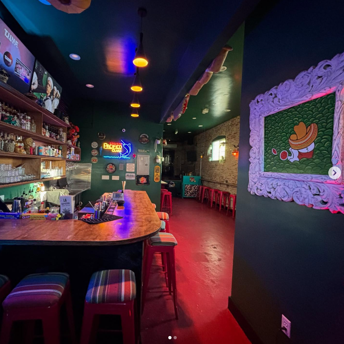 LA Bufadora Bar