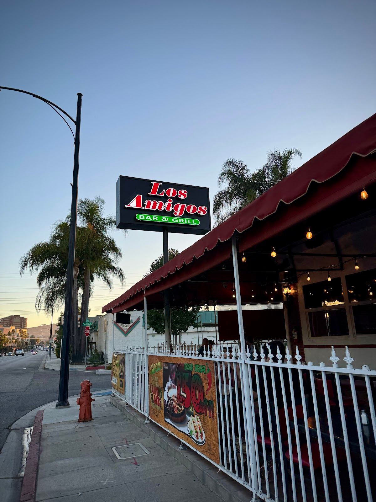 Los Amigos Bar & Grill