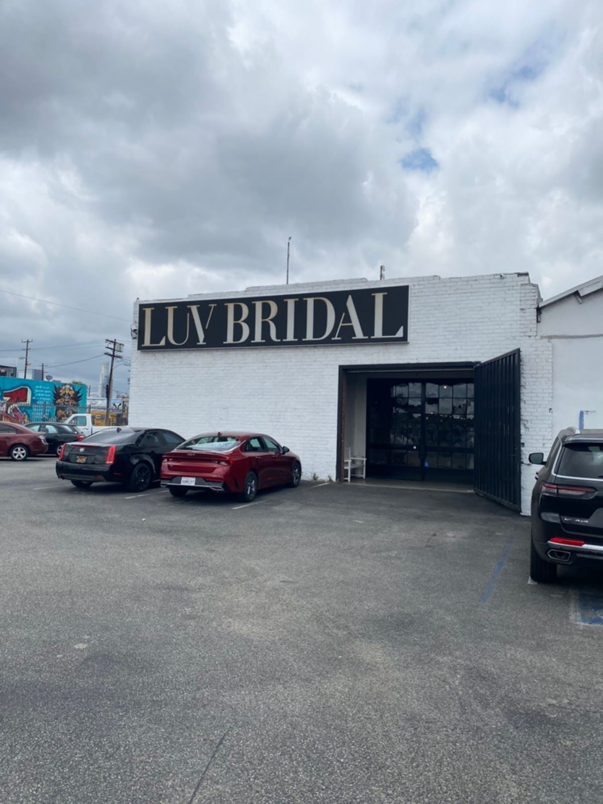 Luv Bridal, Los Angeles