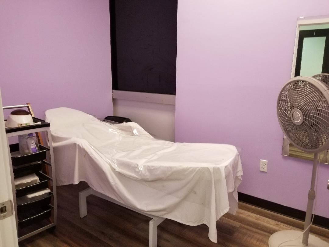 Maya Threading & Waxing