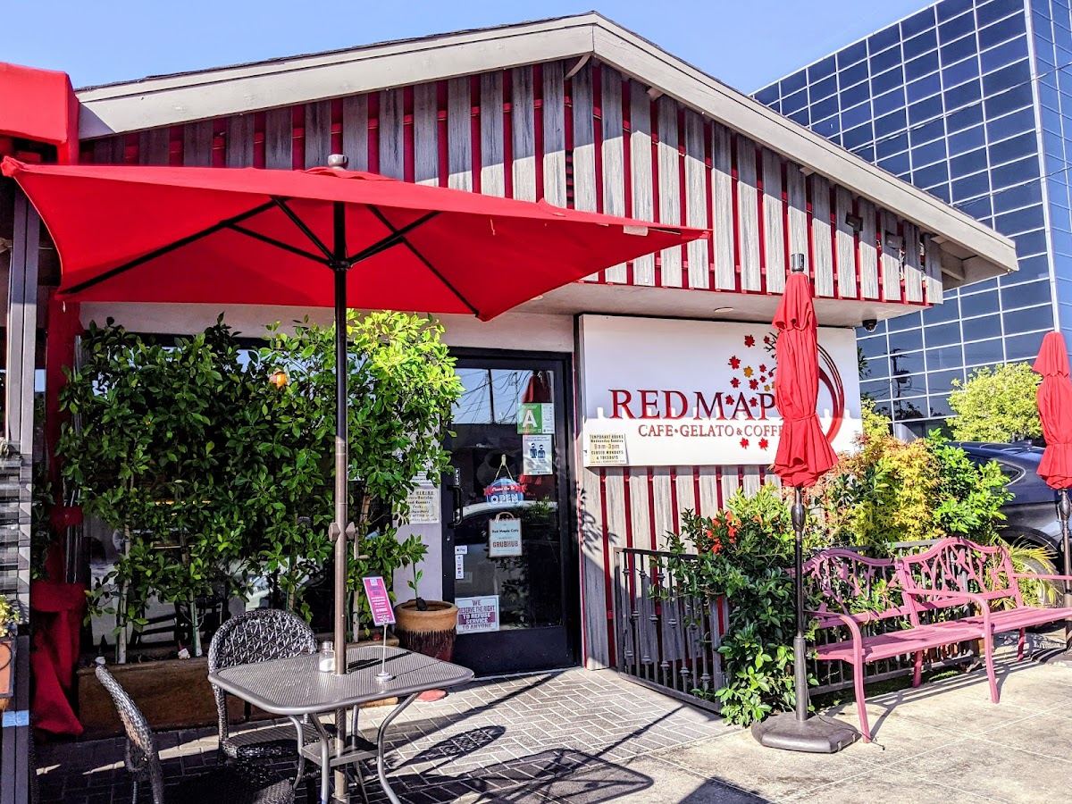 Red Maple Toluca Lake