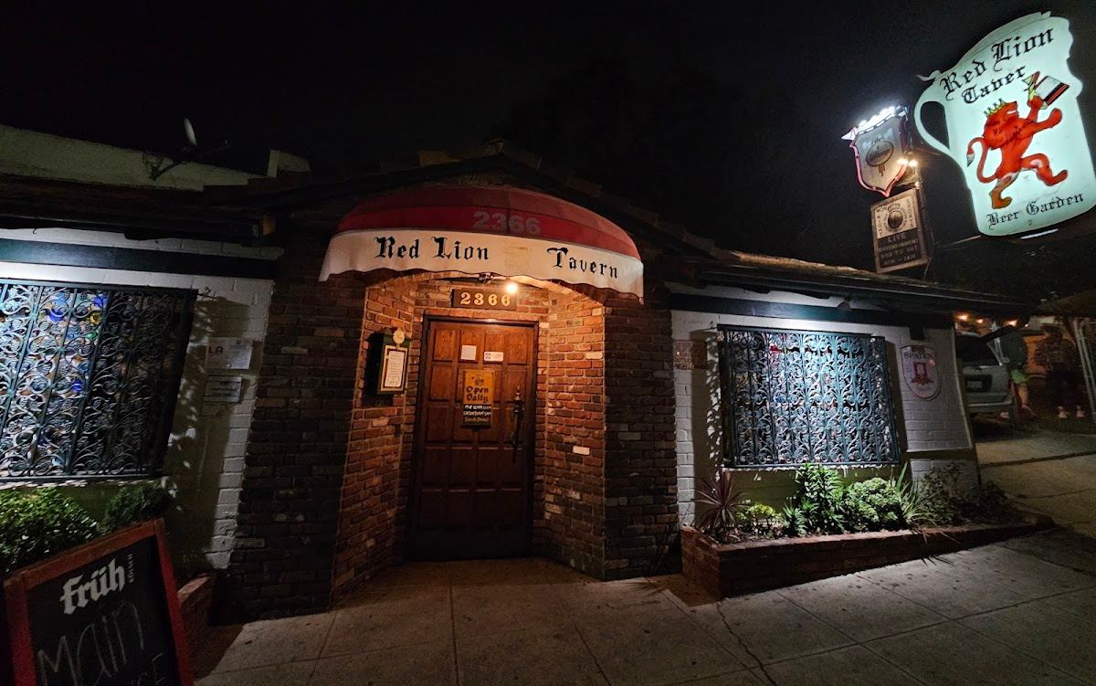 The Red Lion Tavern