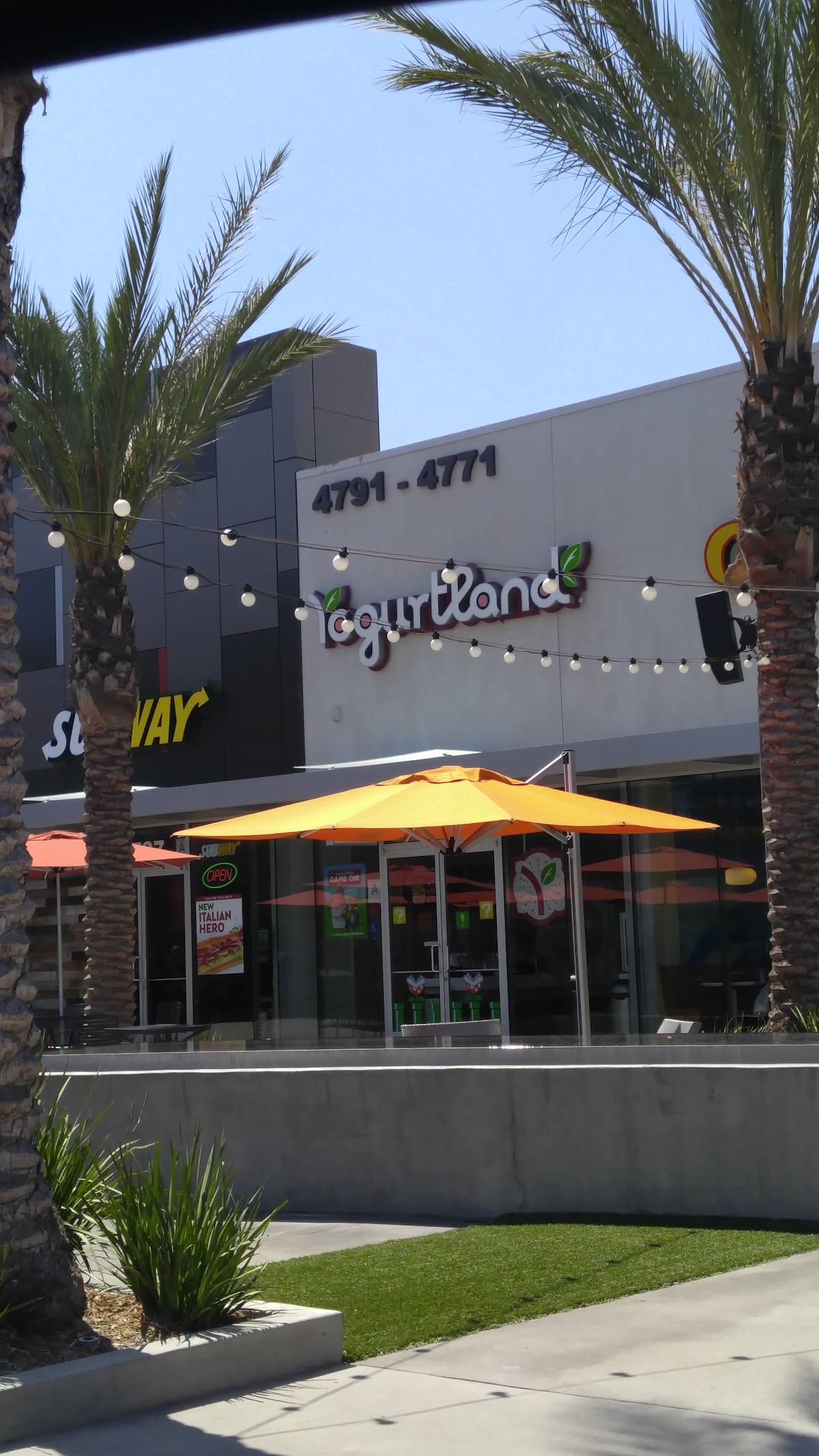 Yogurtland South Gate