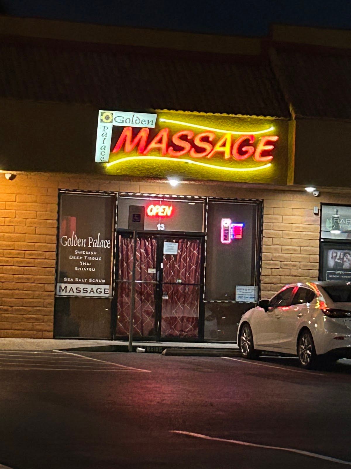 Golden Palace Massage