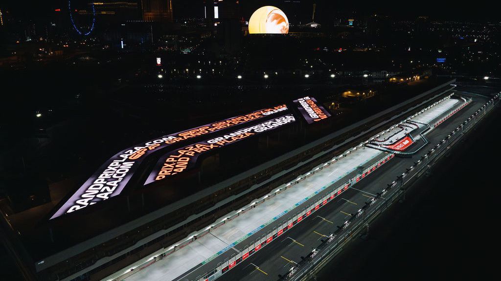 Grand Prix Plaza