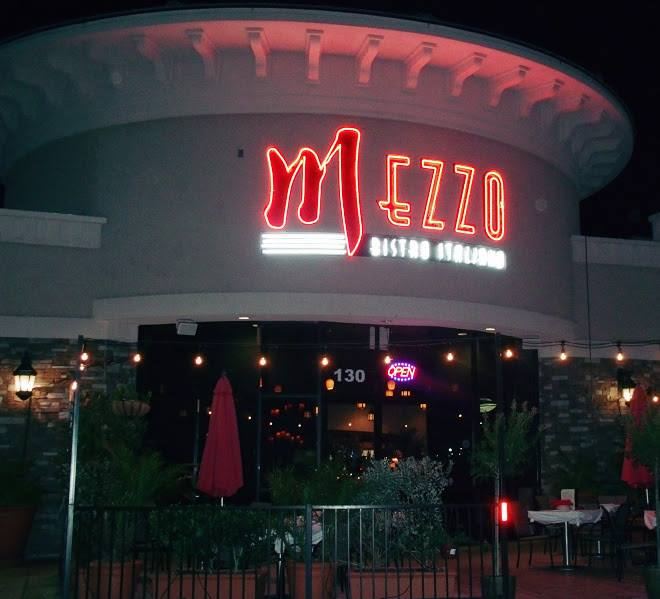 Mezzo | Bistro and Wine