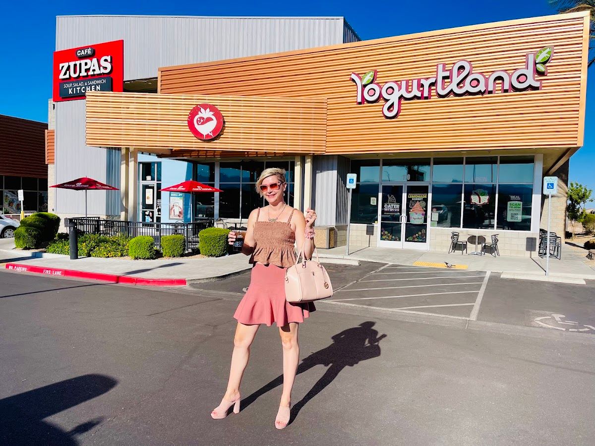 Yogurtland Las Vegas