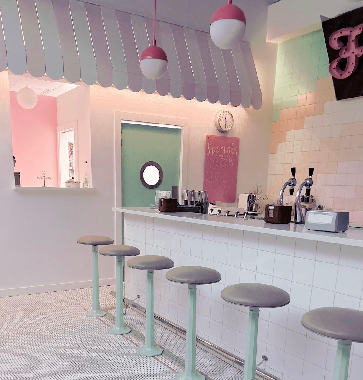 Freshie's Ice Cream & Soda Fountain