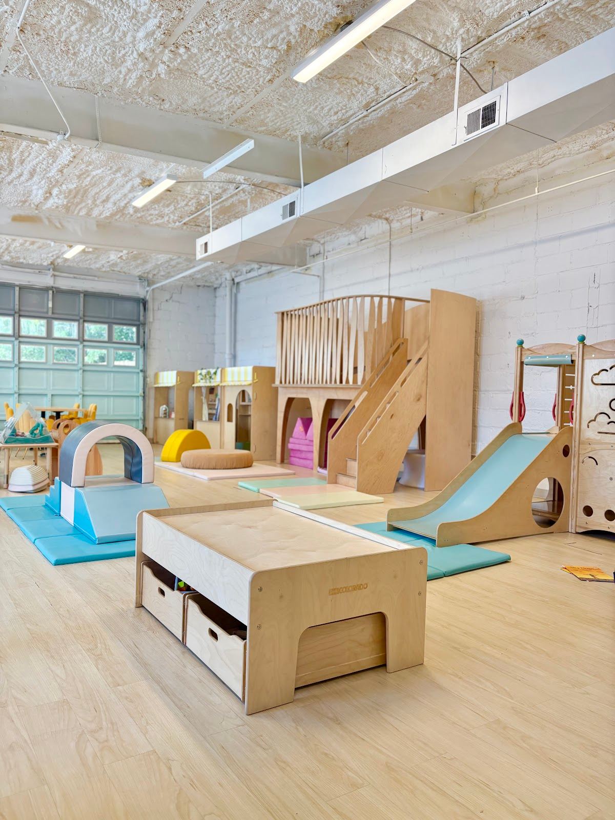 Glow Worm Cafe & Play