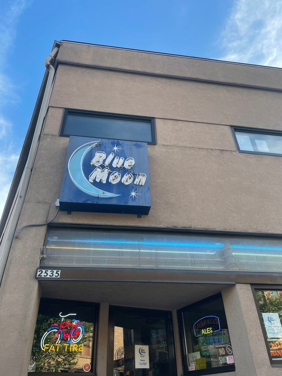 Blue Moon Bar & Grill