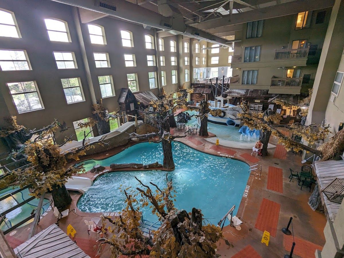 Crawdaddy Cove Indoor Water Park