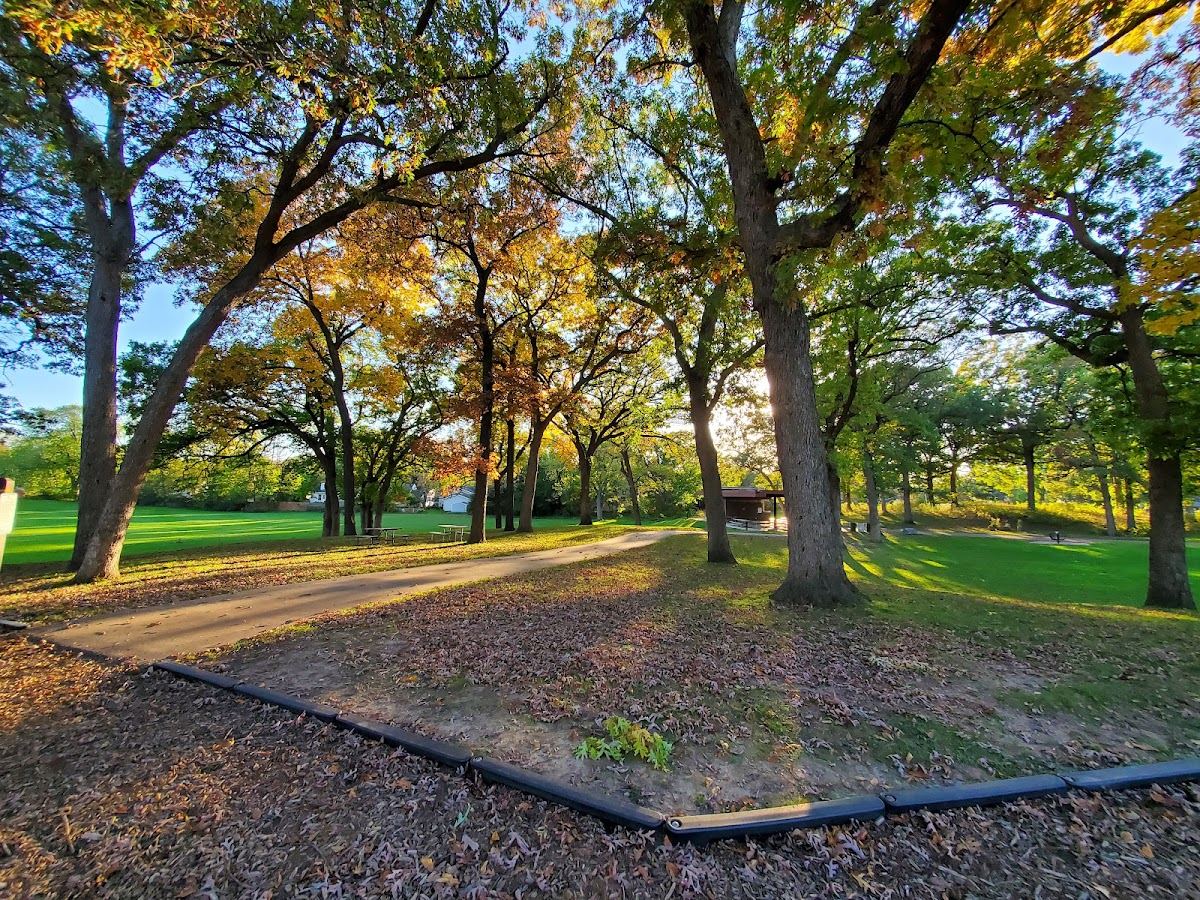 Lake Edge Park