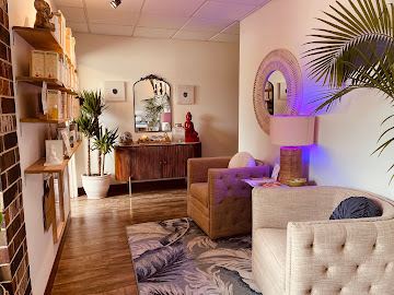OM MANTRA SPA