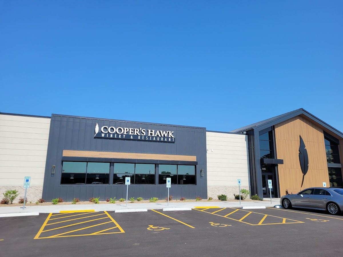 Cooper's Hawk Winery & Restaurant