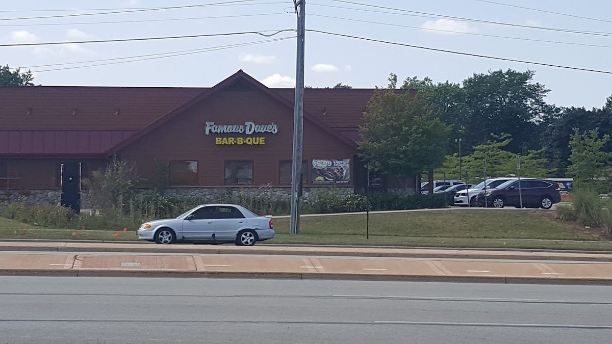 Famous Dave's Bar-B-Que