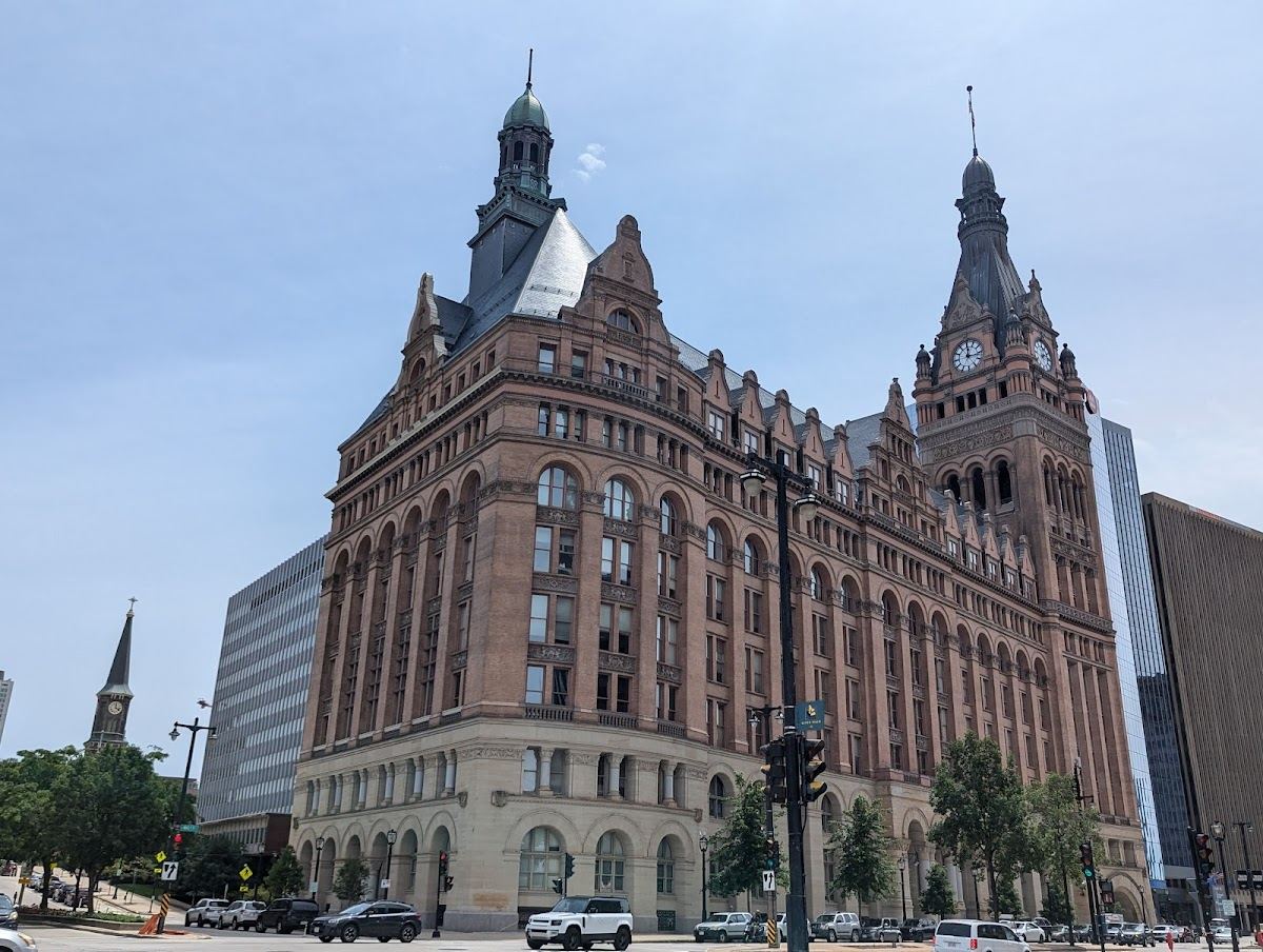 Milwaukee City Hall