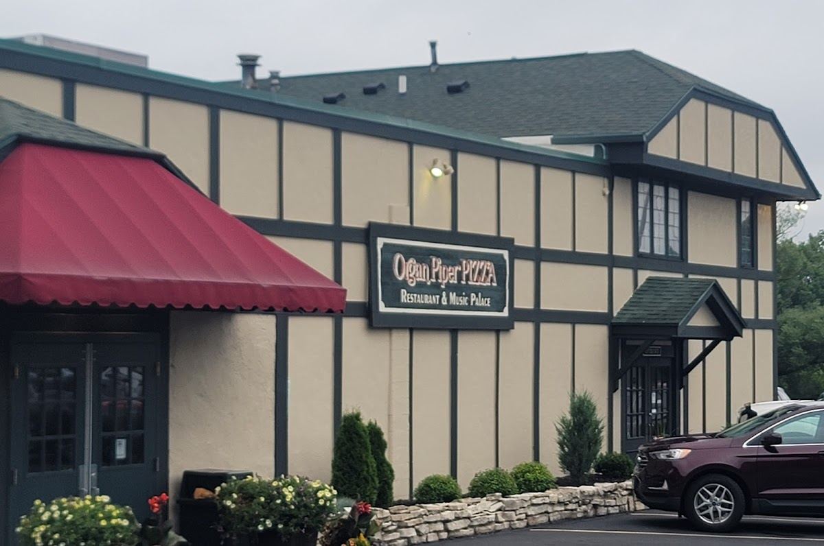 Organ Piper Pizza | Restaurant & Music Palace