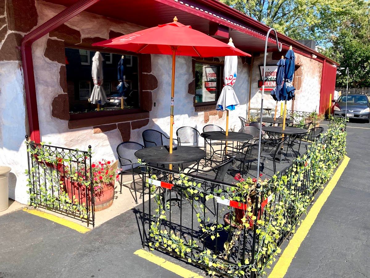Paisano's Italian Restaurant and Pizzeria