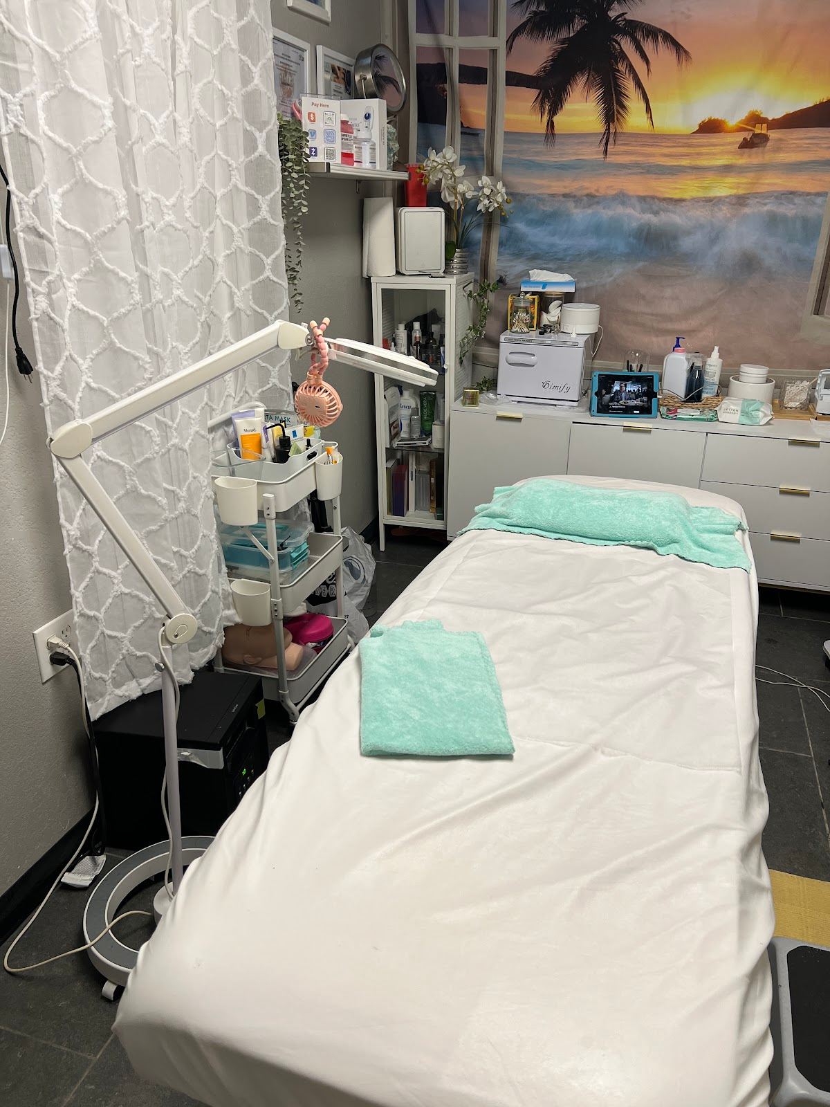 Priscilla's Sugaring Llc