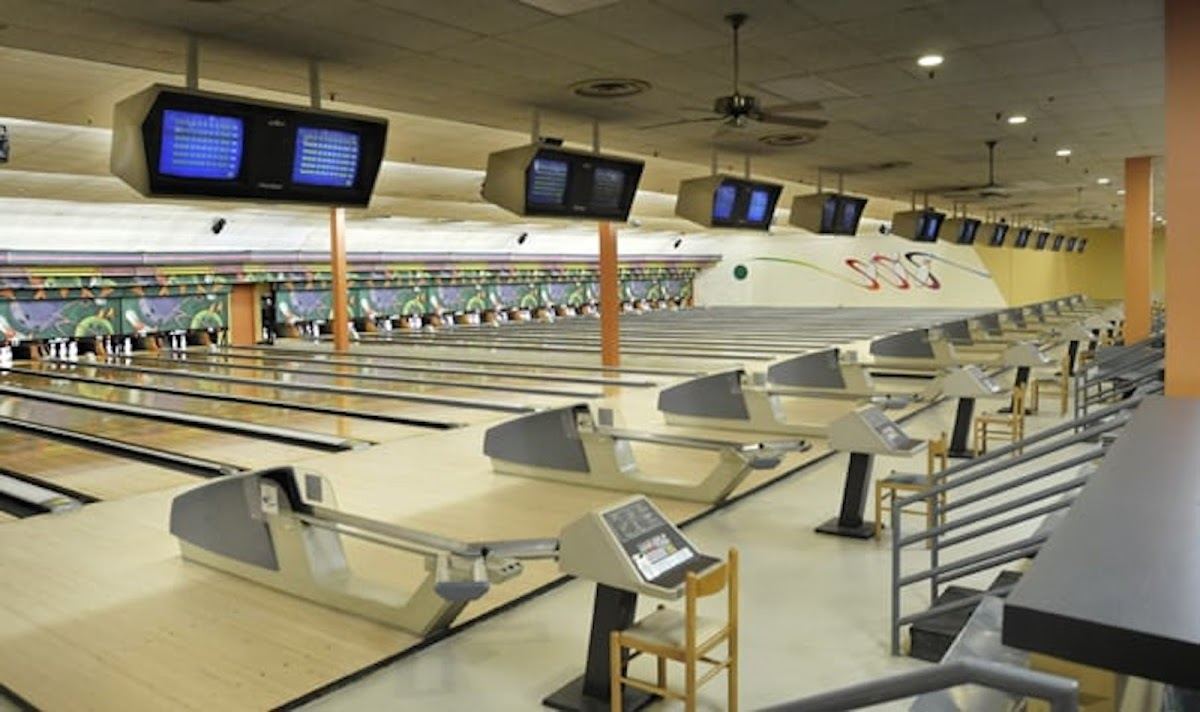 AMF Saxon Lanes