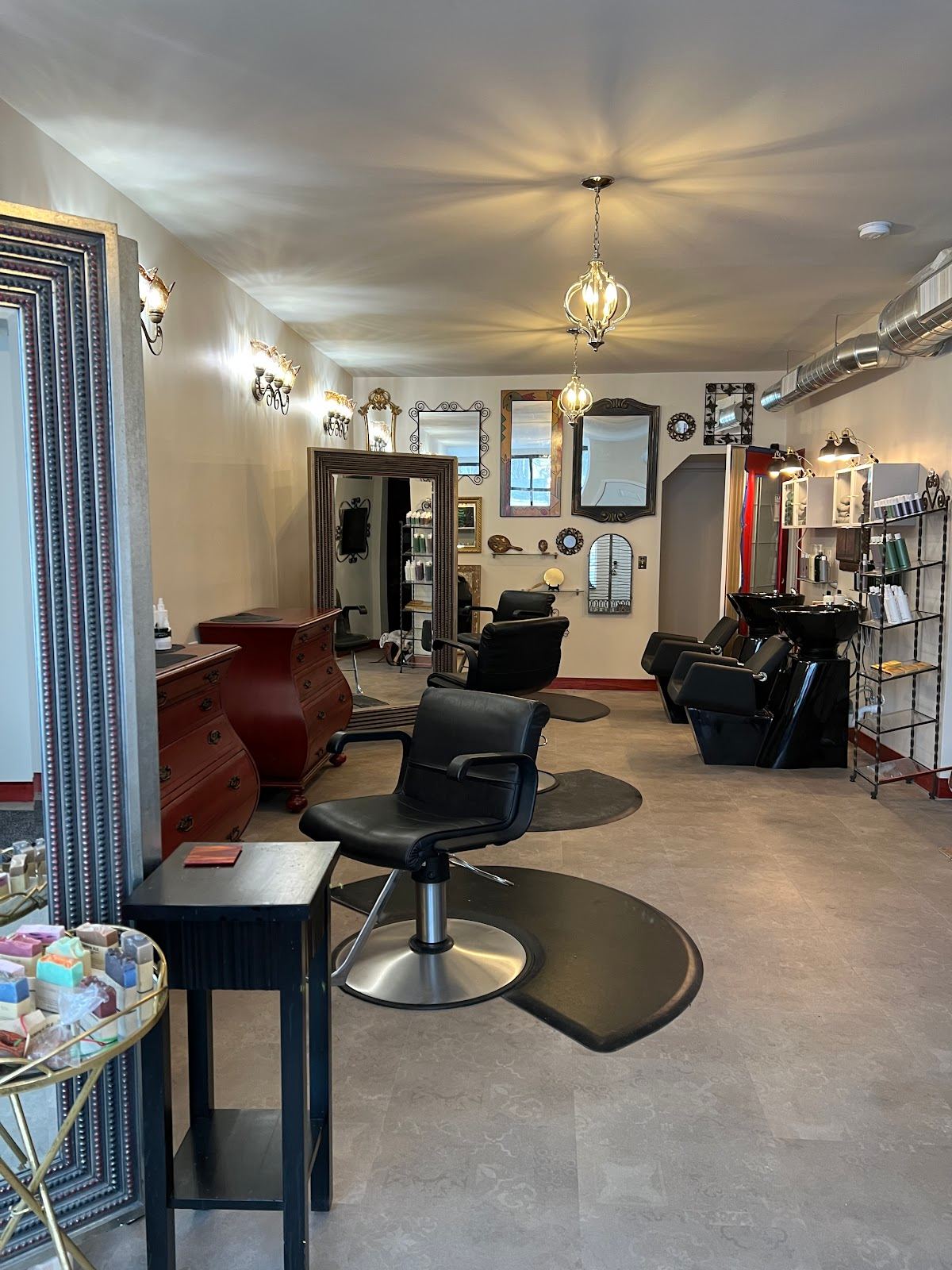 Cut It Out Salon LLC.