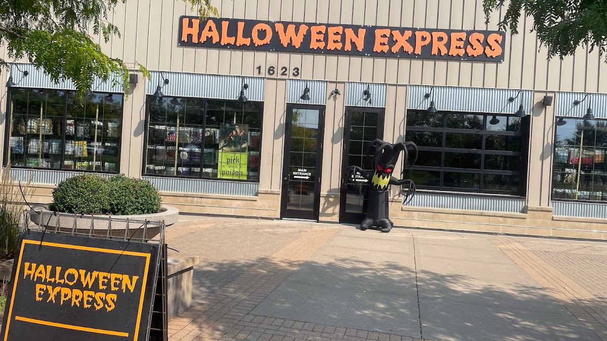 Halloween Express St Louis Park MN
