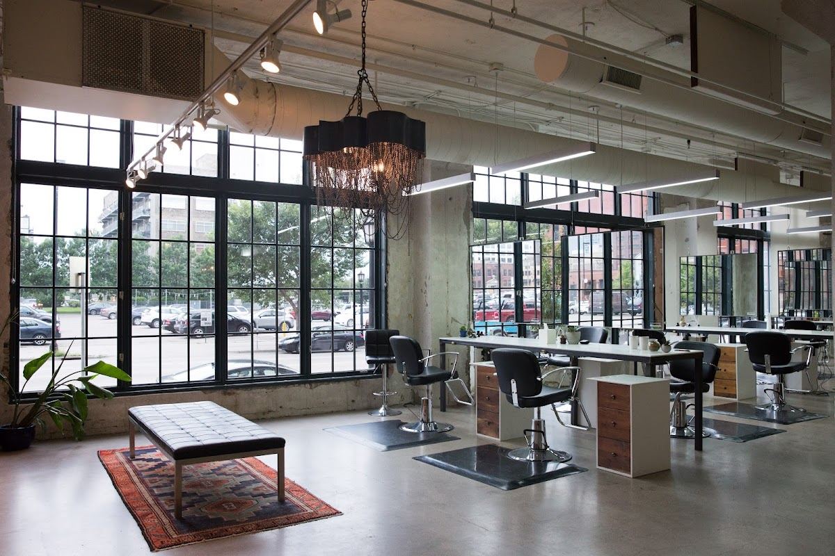 HAUS Salon North Loop