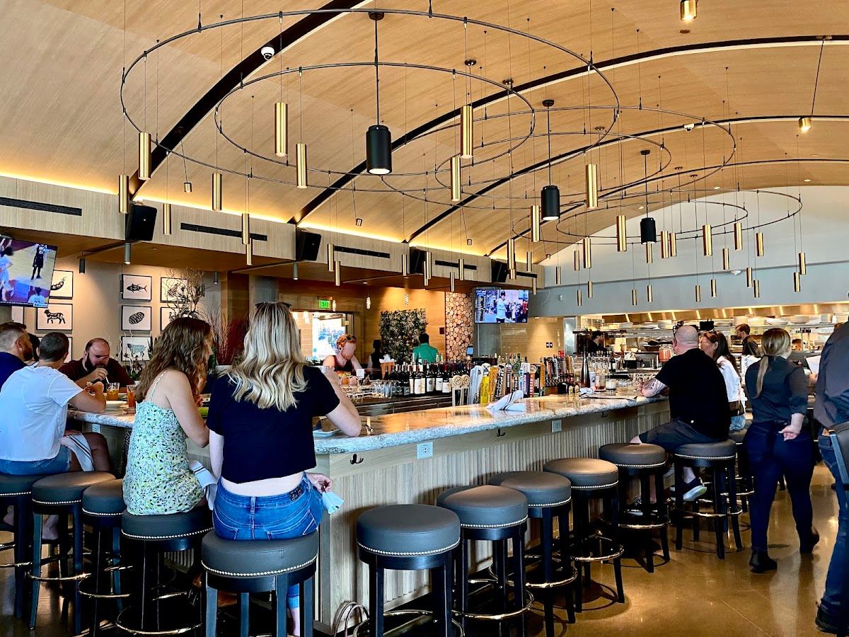 Hazelwood Food & Drink - St Louis Park