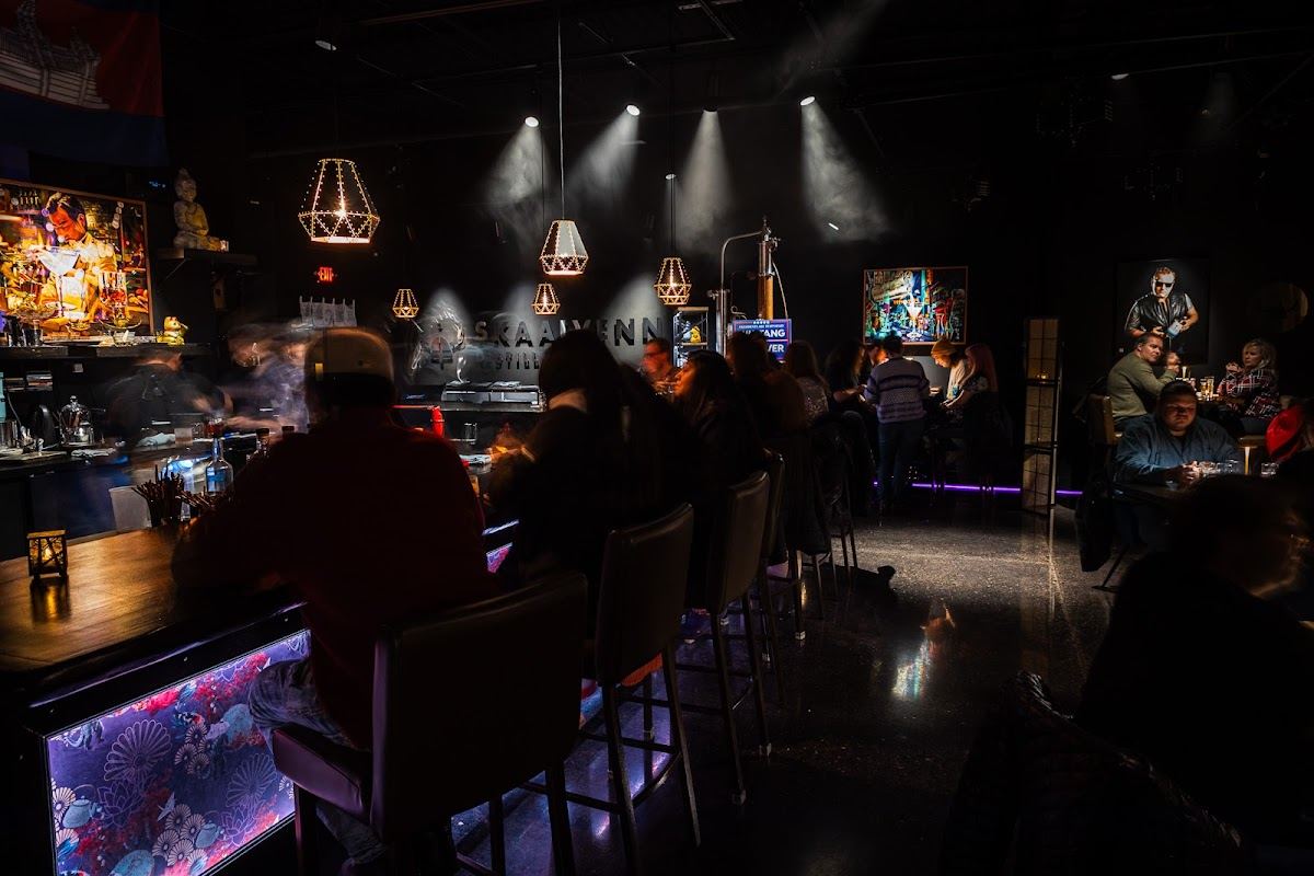 Skaalvenn Distillery & Cocktail Lounge