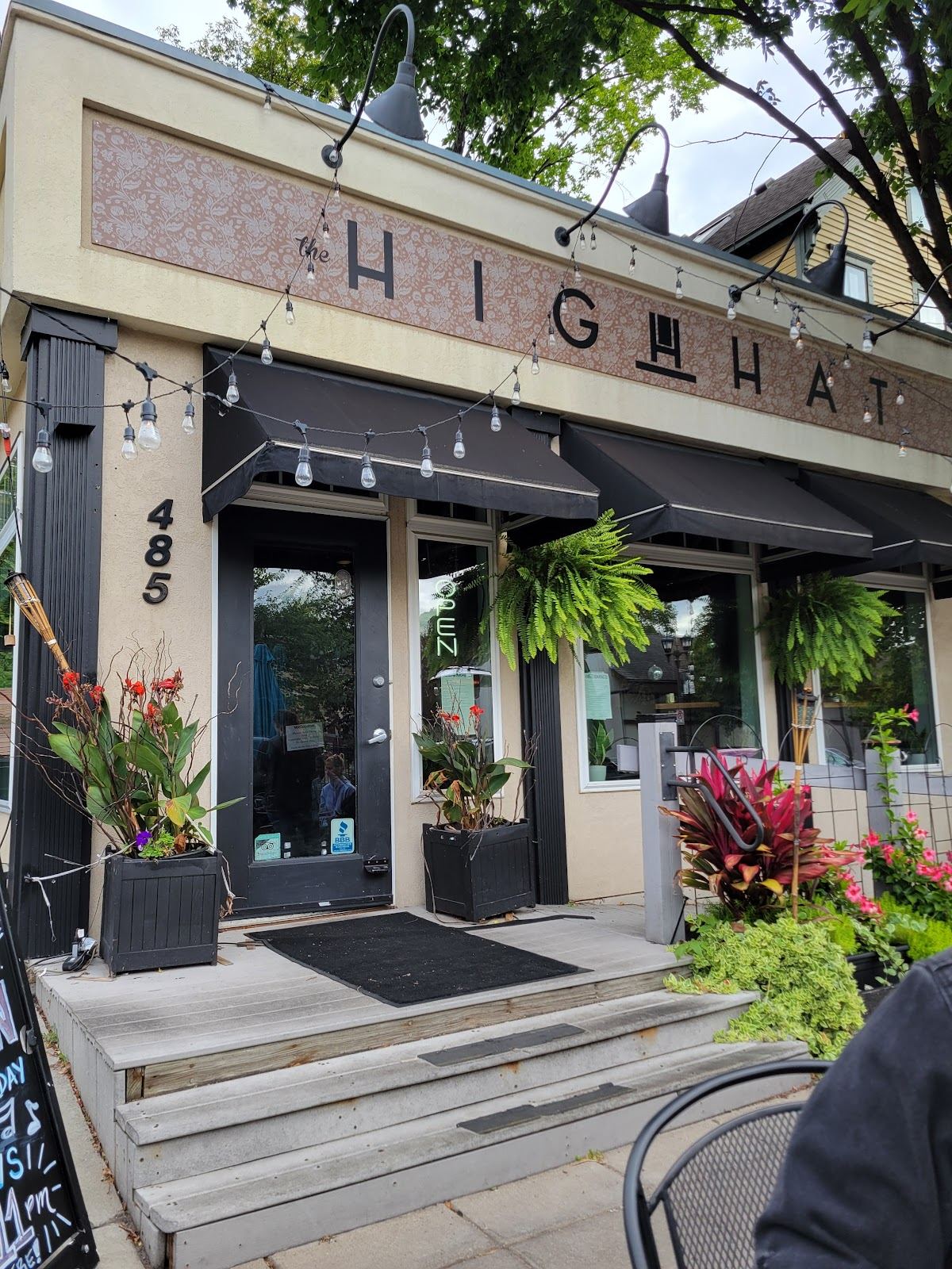 The High Hat