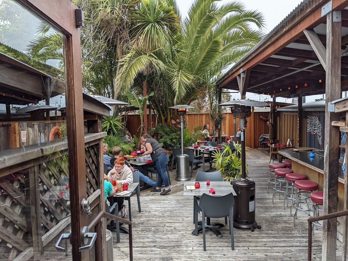Hula's Island Grill