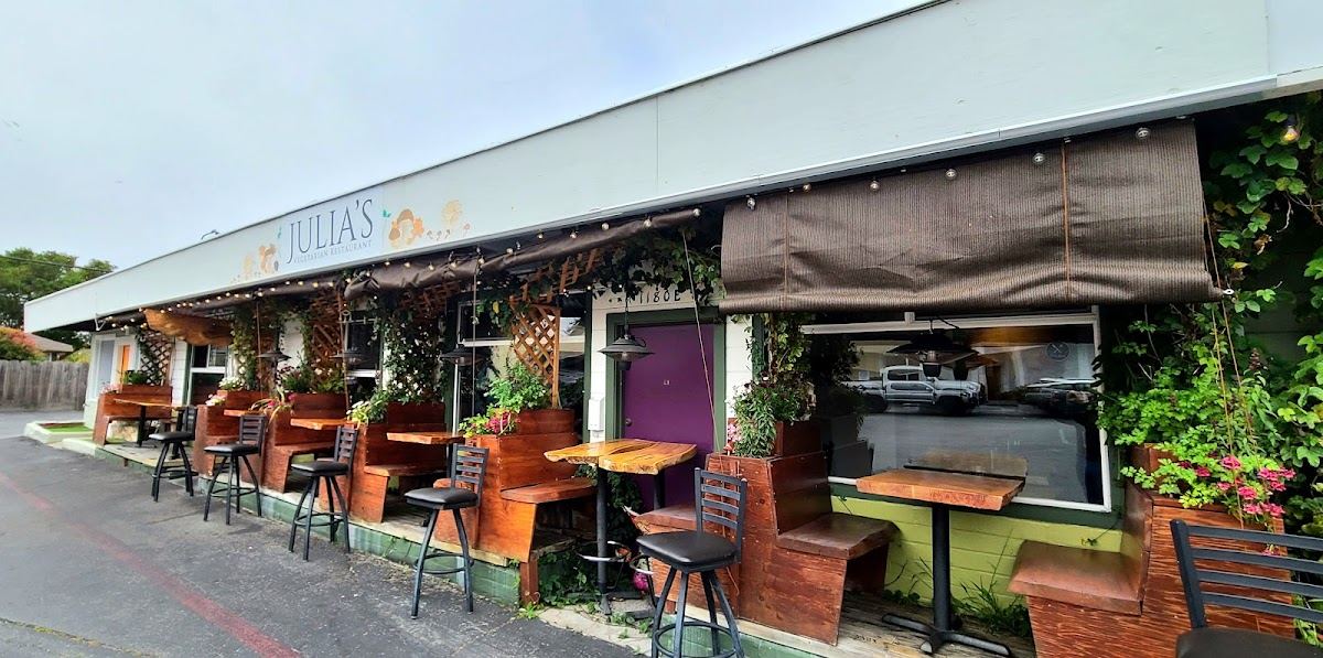 Julia's