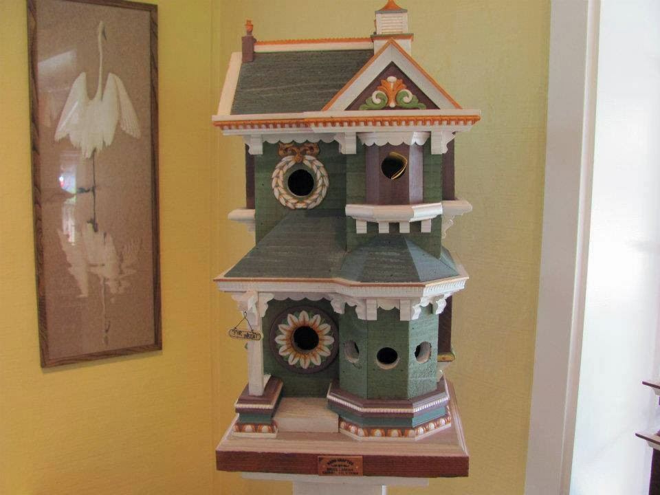 Looram Victorian Bird Homes