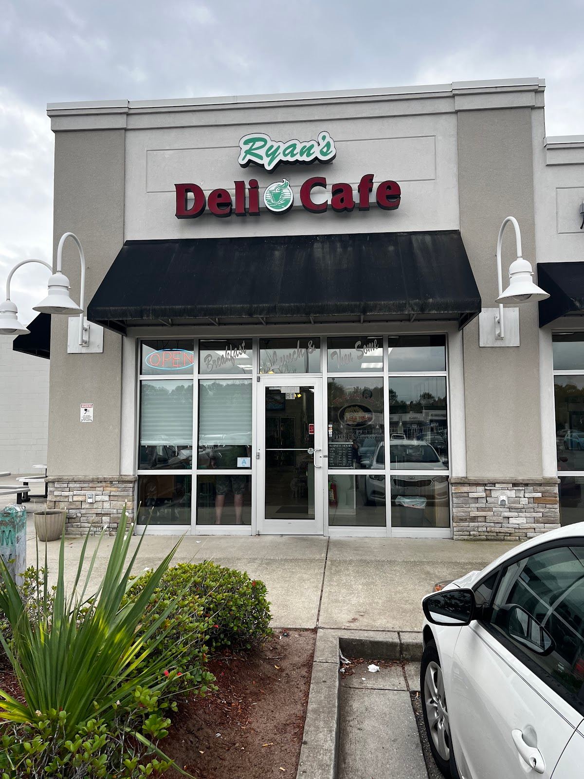 Ryan's Deli Cafe